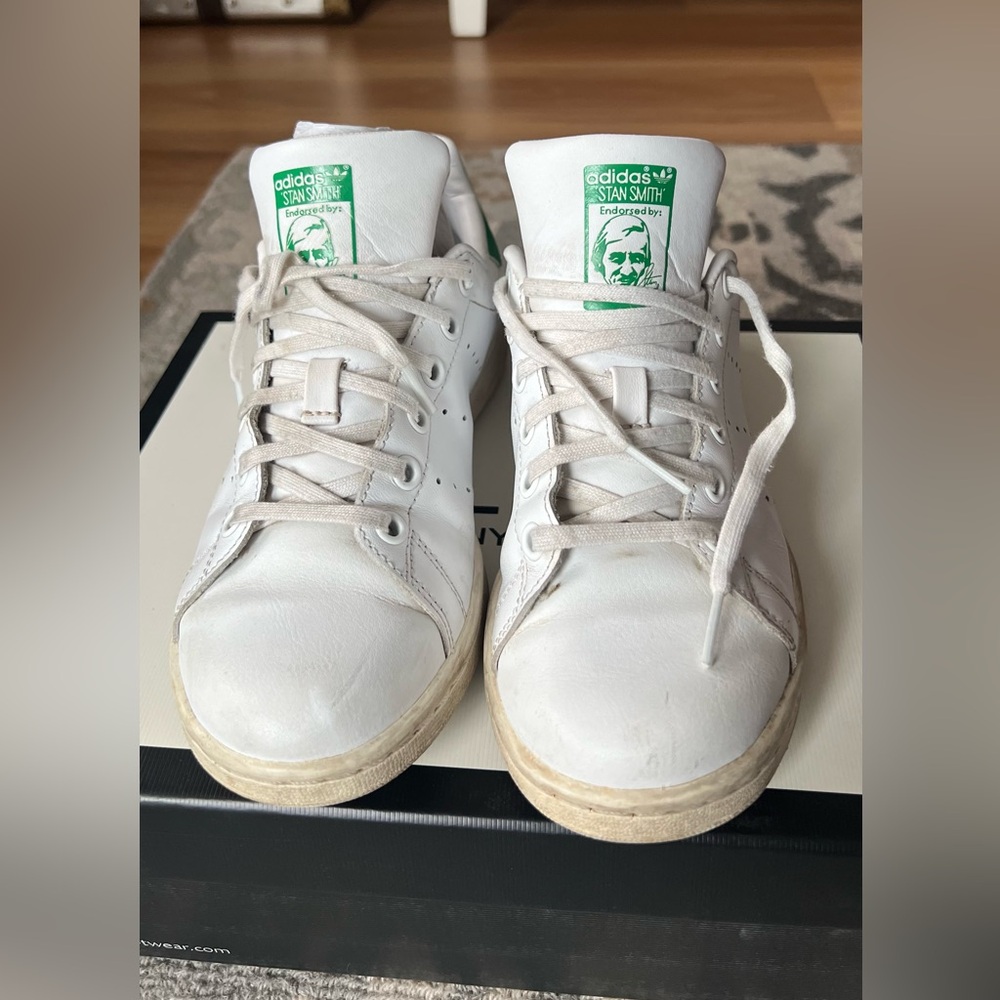 Adidas Stan Smith Classic White Sneakers size 5